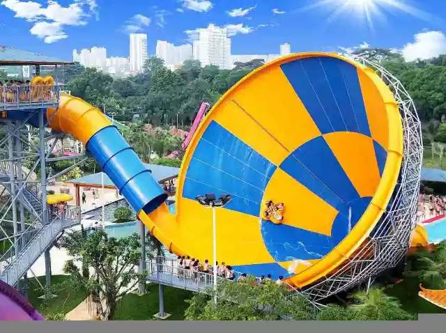  威尼斯水上球场改造完成，首战门票售罄创纪录  